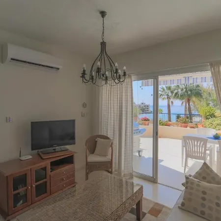 Kings Palace Superb 2 Bed With Sea Views *